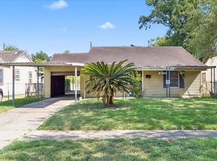 8520 Glenview Dr, Houston, TX 77017