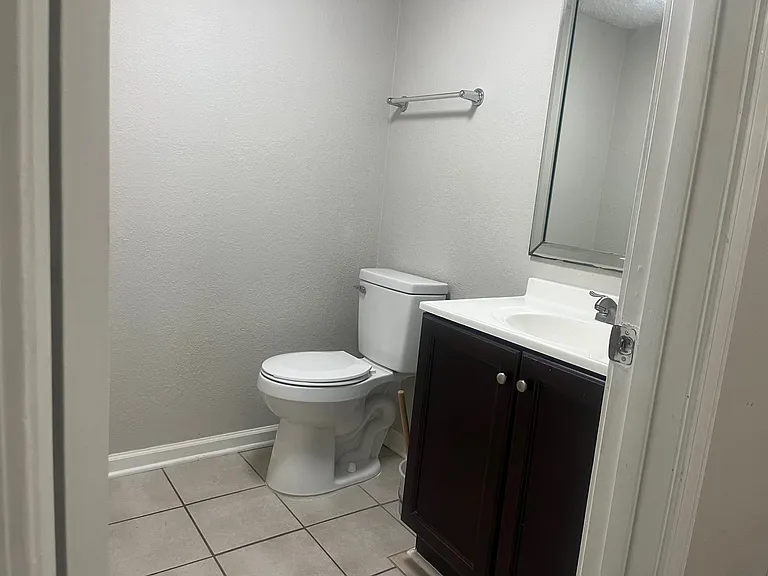 1720 Brightside Dr #D — Photo 7