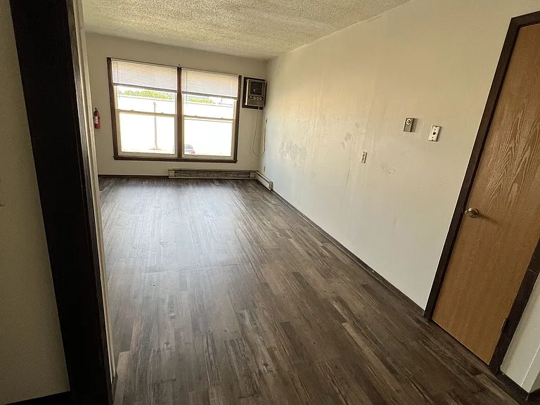 920 Richard Dr — Photo 8