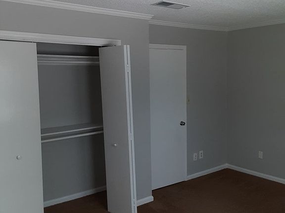 5th image of 1498 Ricardo St
