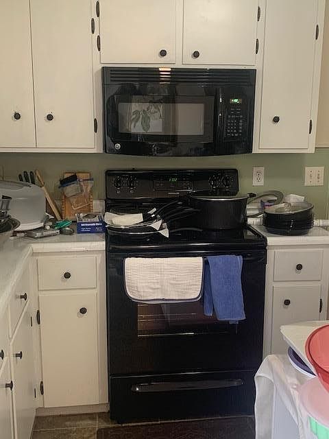 2nd image of 205 W Garner St