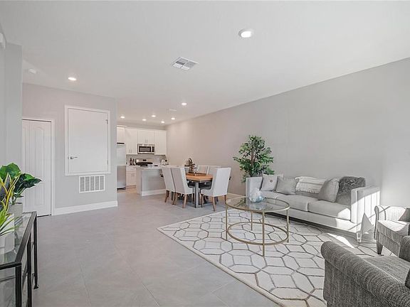 4th image of 1805 CORIANDER DRIVE #1805