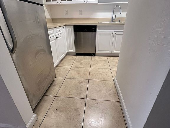 2nd image of 10090 NW 80th Ct APT 1348