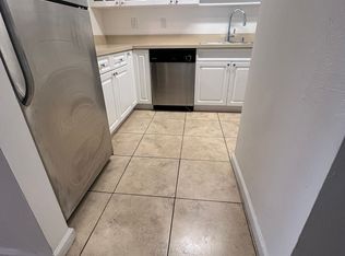 10090 NW 80th Ct APT 1347, Hialeah Gardens, FL 33016