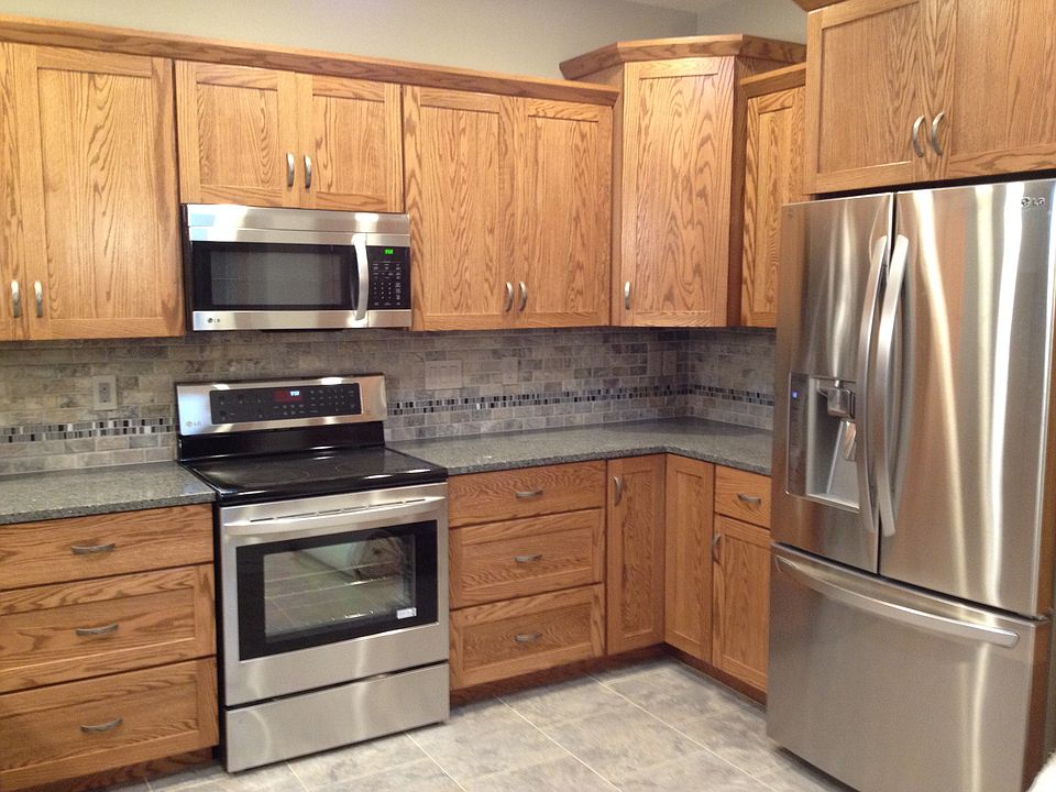 1st image of 413 River Bend Dr