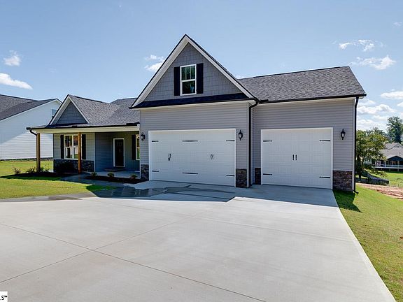 2nd image of 23 Marion Meadow Ln