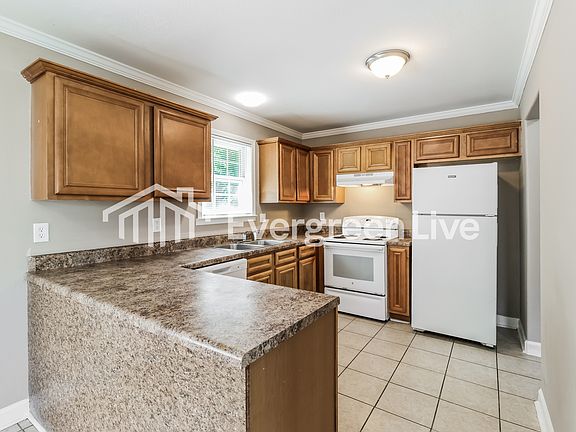 5th image of 3419 Rosecreek Cv
