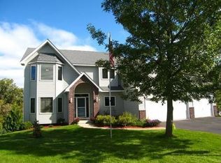 9353 Nemec Knolls Rd, Eden Prairie, MN 55347