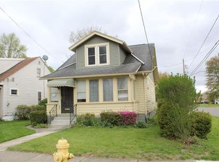 560 Wesleyan Ave, Barberton, OH 44203