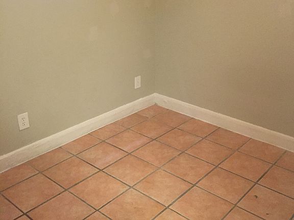 3rd image of 1528 California St APT 6