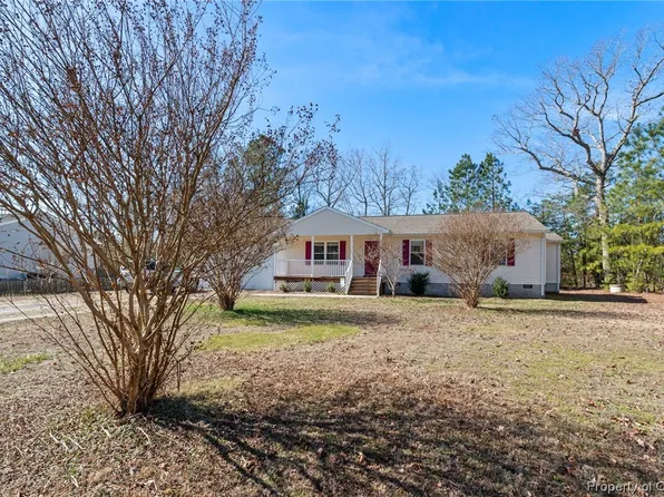 4364 Millen Ln, Hayes, VA 23072