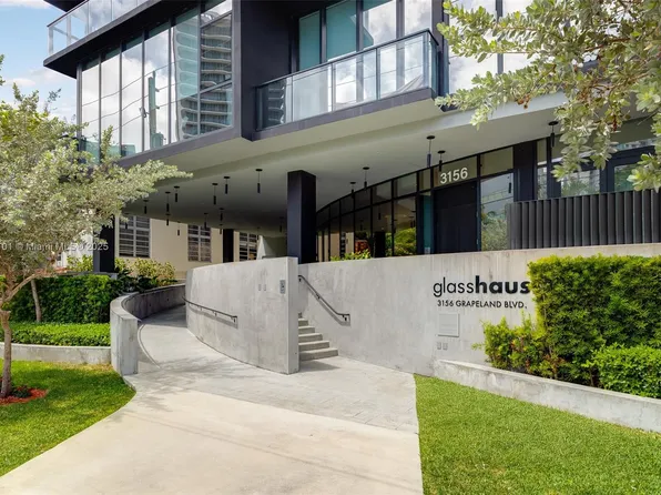 3156 SW 27th Ave Unit 402, Miami, FL 33133