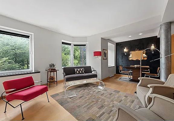 3rd image of 870 5th Ave #4/5C