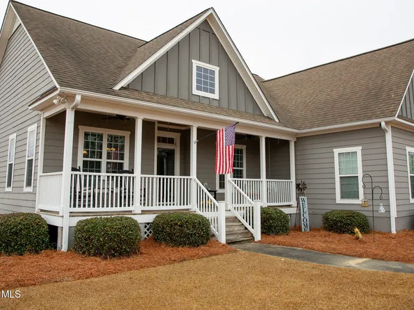 83 Barrow Drive, Whiteville, NC 28472