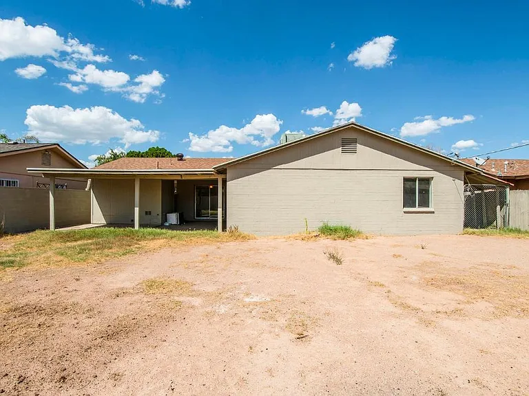 1535 W Capri Ave — Photo 23
