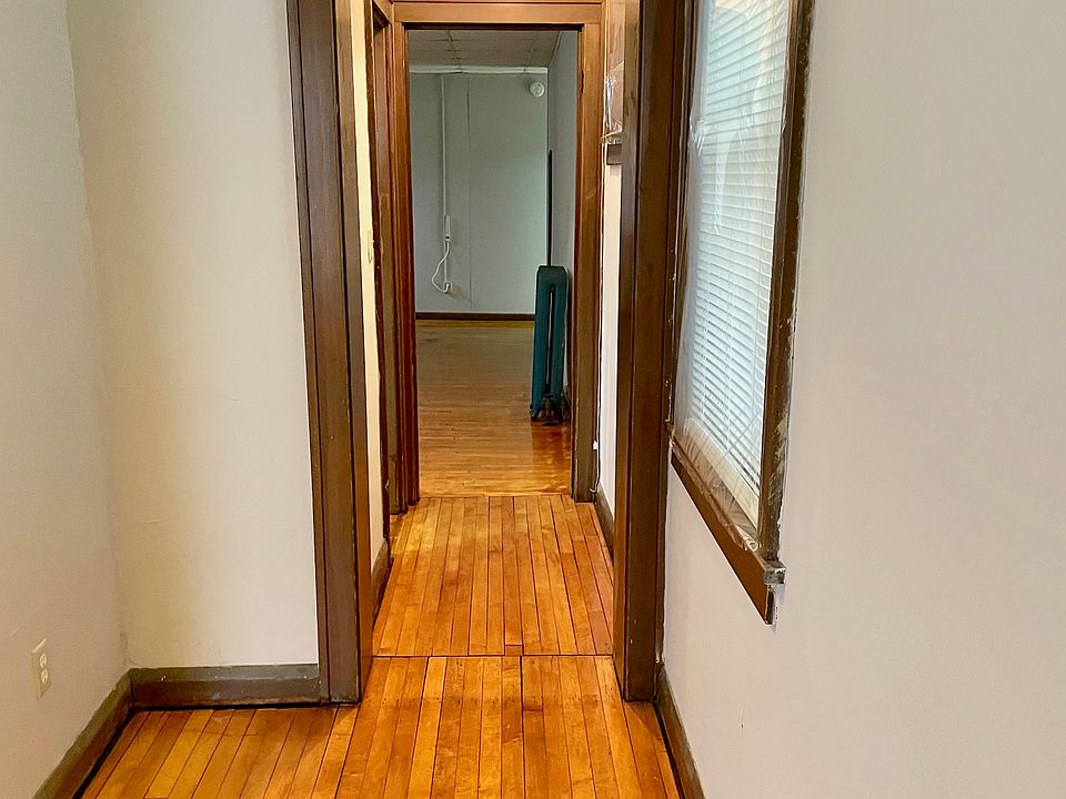 Hallway off Living Room to Bedroom and Walk-in Closet