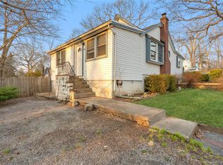 105 Lookout Drive, Sound Beach, NY 11789