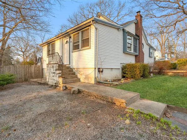 105 Lookout Drive, Sound Beach, NY 11789