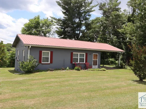 627 Salem Hwy, Stuart, VA 24171