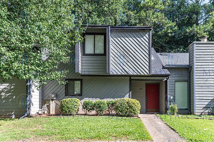1st image of 243 Toweridge Dr