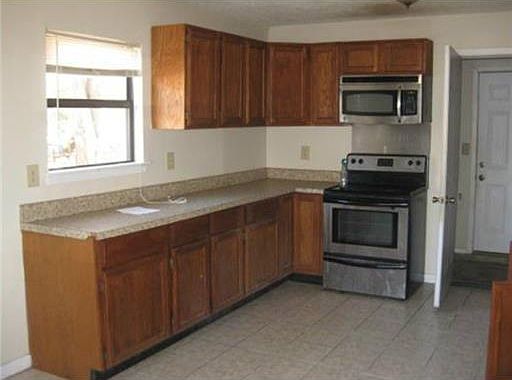 4th image of 2025 S Haven Dr
