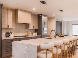 31 Highland Rd #1, Brookline, MA 02445