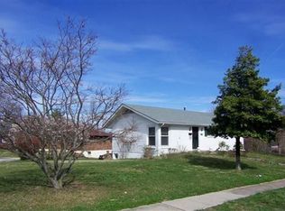 1206 Alexandria Dr, Lexington, KY 40504