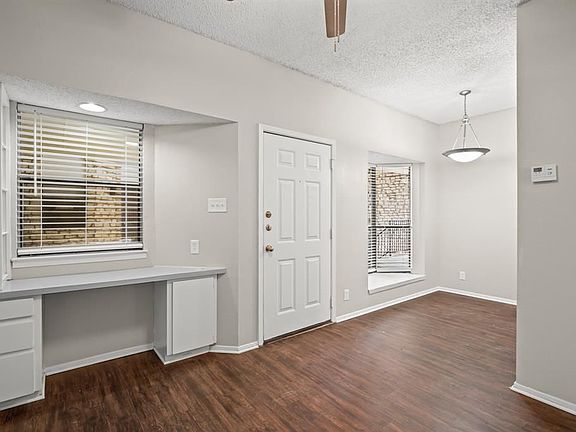 3rd image of 2818 Nueces St #304
