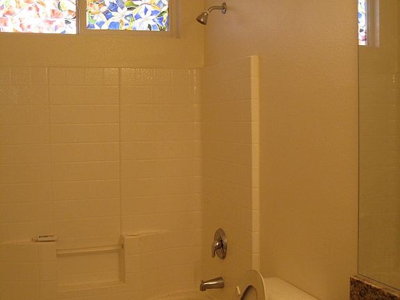 4th image of 26896 Nucia Dr