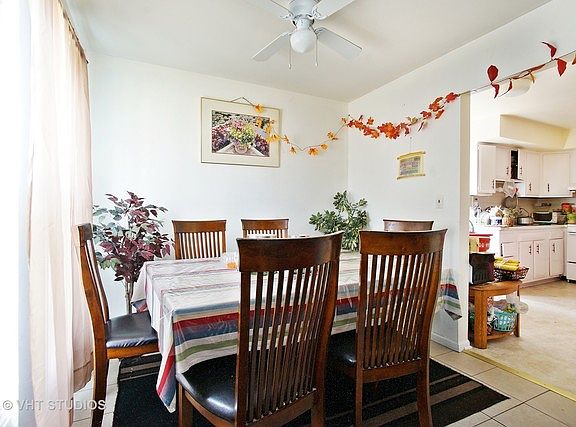 4th image of 1902 Jamestown Cir