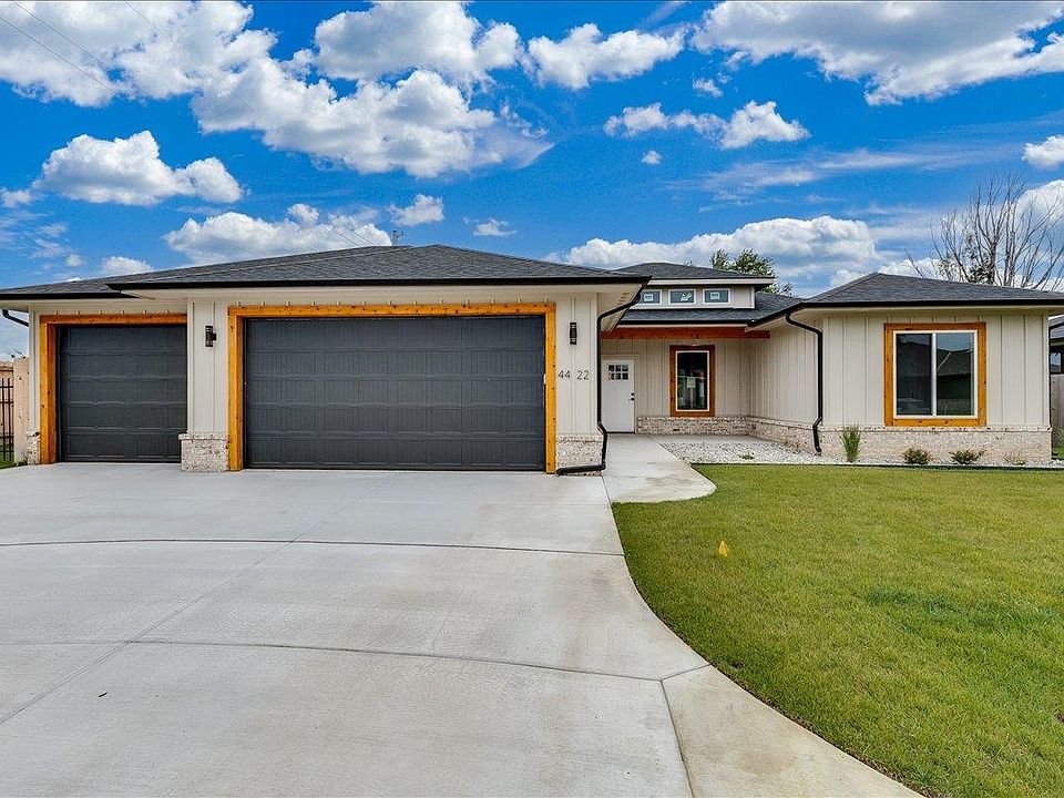 1st image of 4422 N Sunny Cir