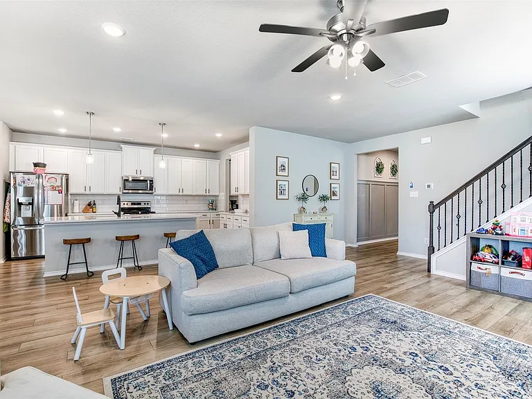 6025 Pitcher Way — Photo 4