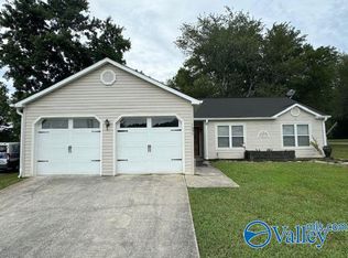 1697 McKee Rd, Toney, AL 35773