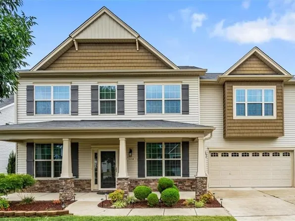 3694 Vestavia Dr, Kernersville, NC 27284
