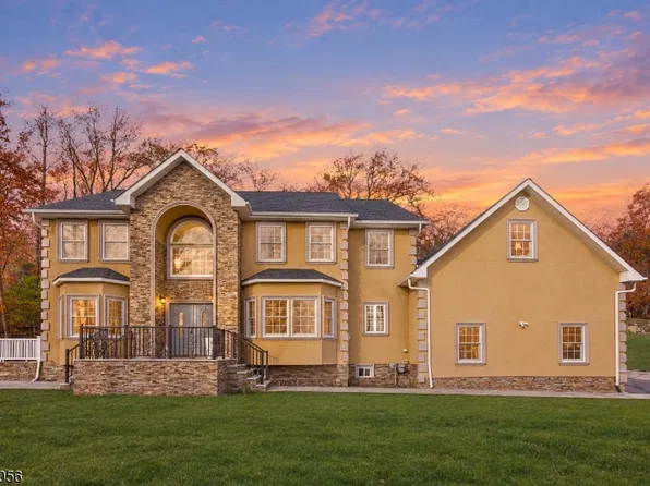 1121 N Washington Ave, Green Brook Twp., NJ 08812