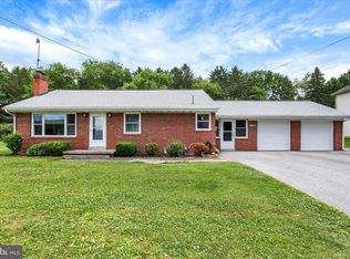 1803 Dubs Church Rd, Hanover, PA 17331