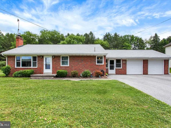 1803 Dubs Church Rd, Hanover, PA 17331