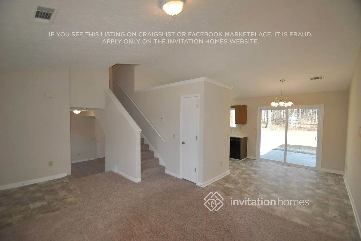 Building Photo - 5255 Sugar Crest Dr