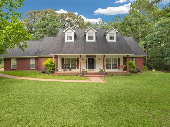 689 County Road 771, Nacogdoches, TX 75964