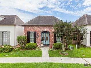 14423 Villa Carre Dr, Baton Rouge, LA 70810