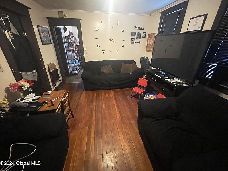 5th image of 390 3rd Street