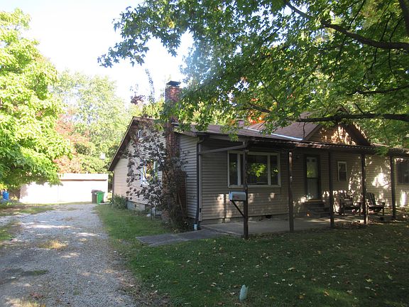 2nd image of 29235 Grand Blvd