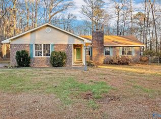 271 Starr Rd, Hazel Green, AL 35750