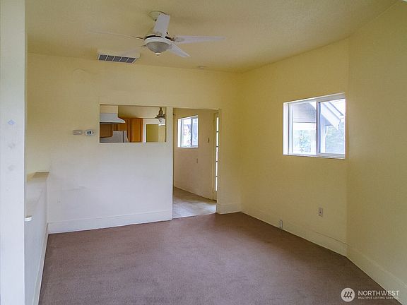 4th image of 3823 Delridge Way SW