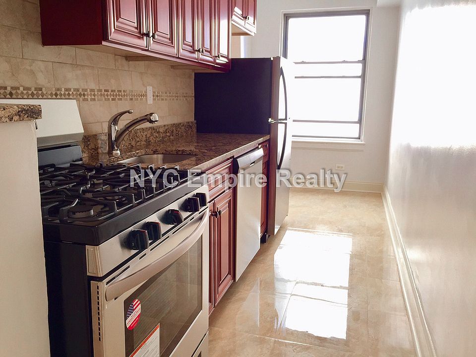 1st image of 710 2nd Ave #17JJ