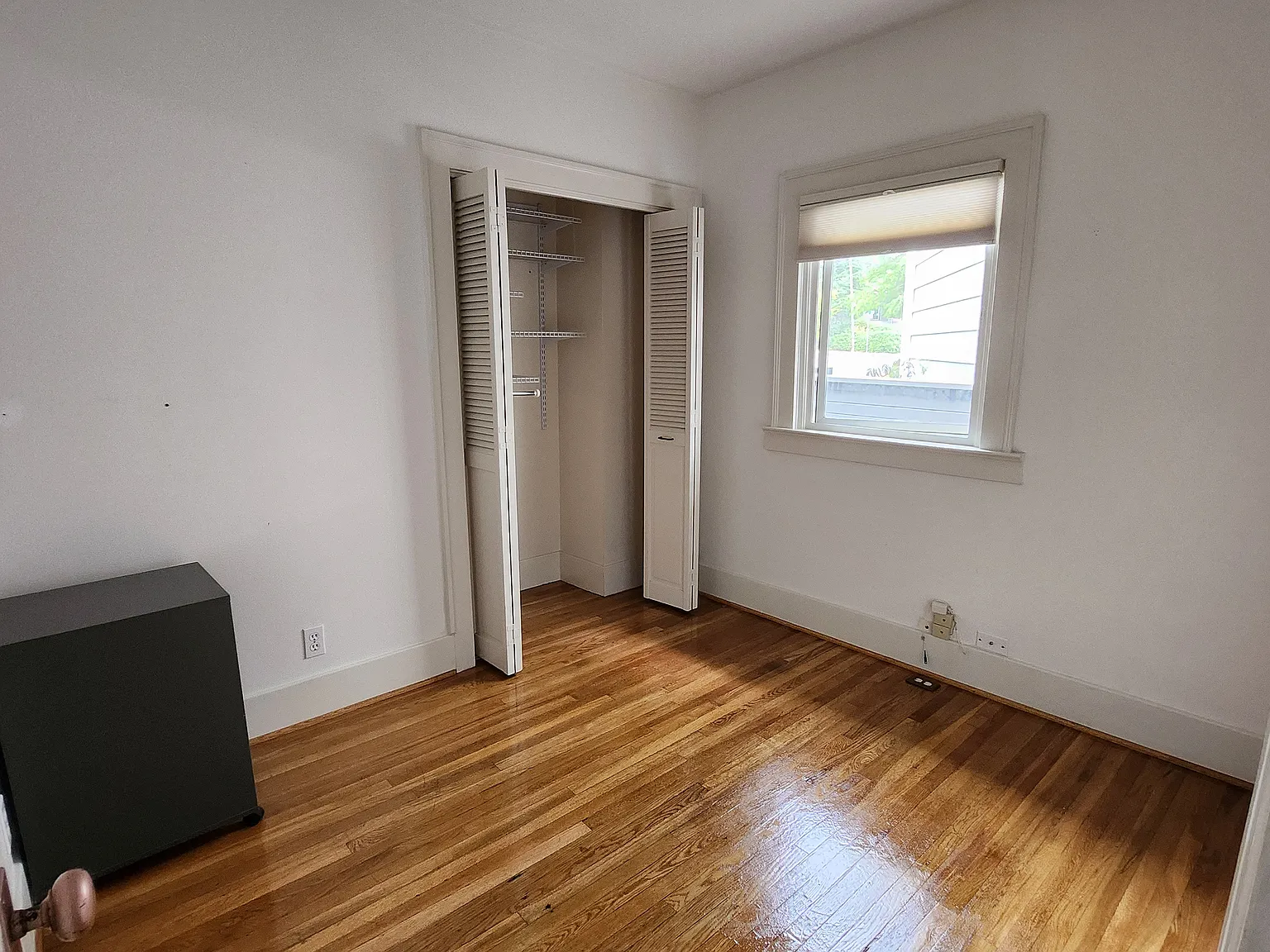 2 bed, 200 sqft, $980 — Photo 1