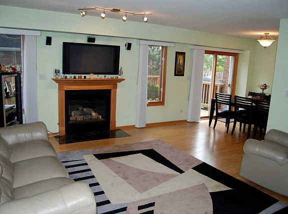5th image of 7930 W 105th St #7930