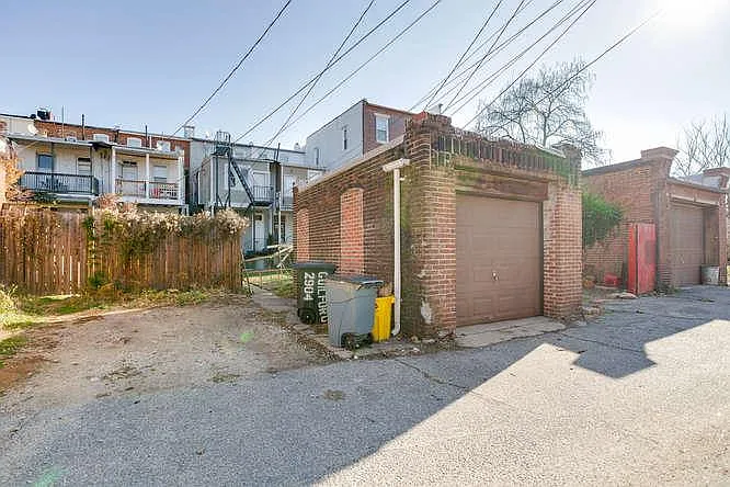 2904 Guilford Ave #T — Photo 11