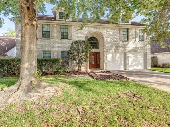 3411 Stillwater Ln
