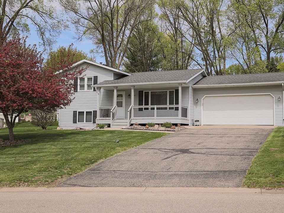 1st image of 380 Flora St S